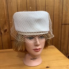 Vintage Union Made USA Wedding Bridal Cream Ivory Netting Pillbox Hat Cm 939068
