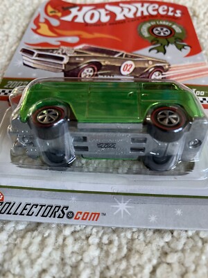 Hot Wheels Collectors.com Holiday Car Green Volkswagen Beach