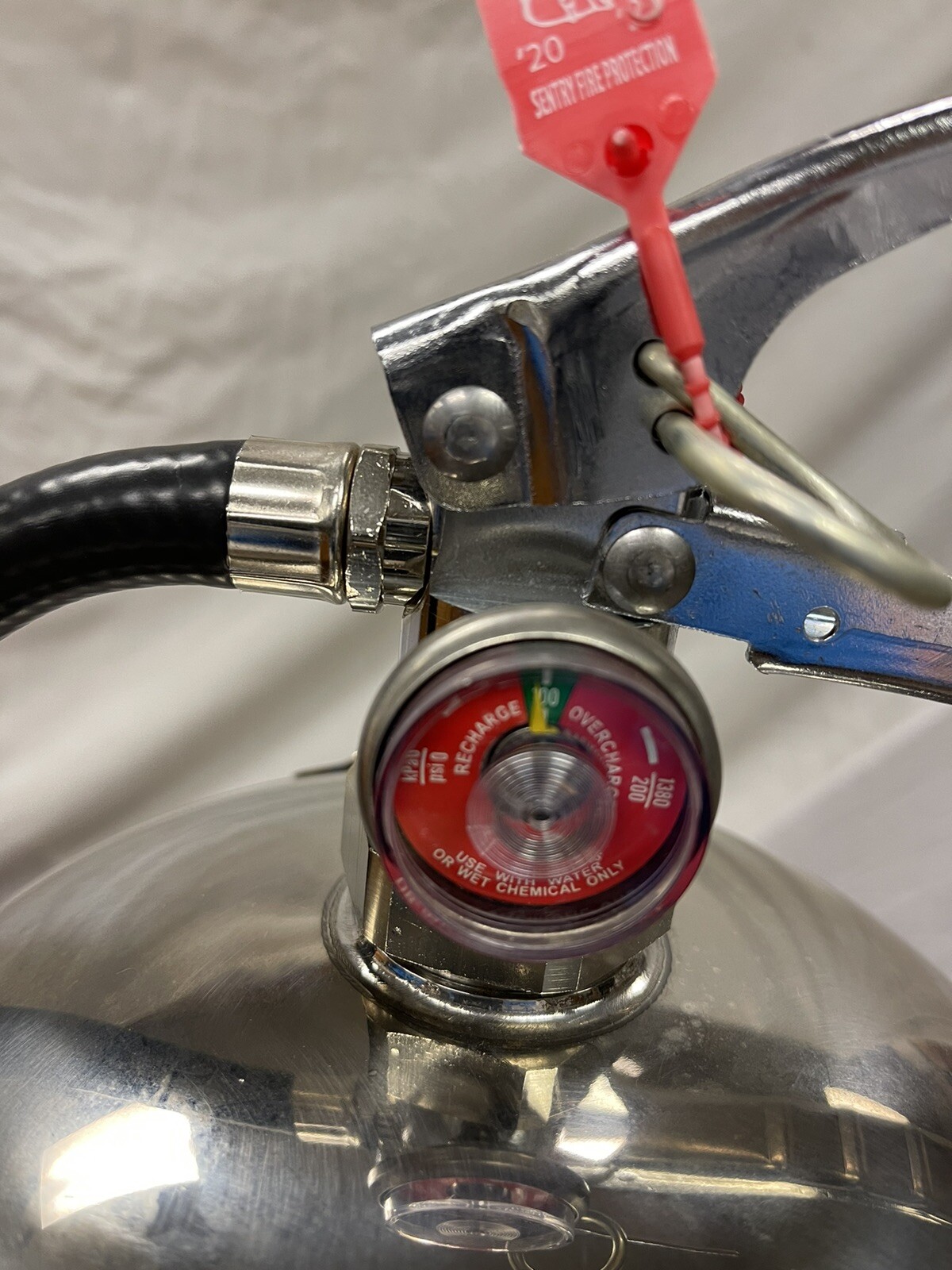 PyroChem Kitchen One Fire Extinguisher, 1.6 Gallon Agent for Oil