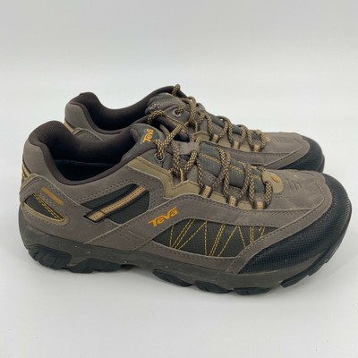 brown trail shoes
