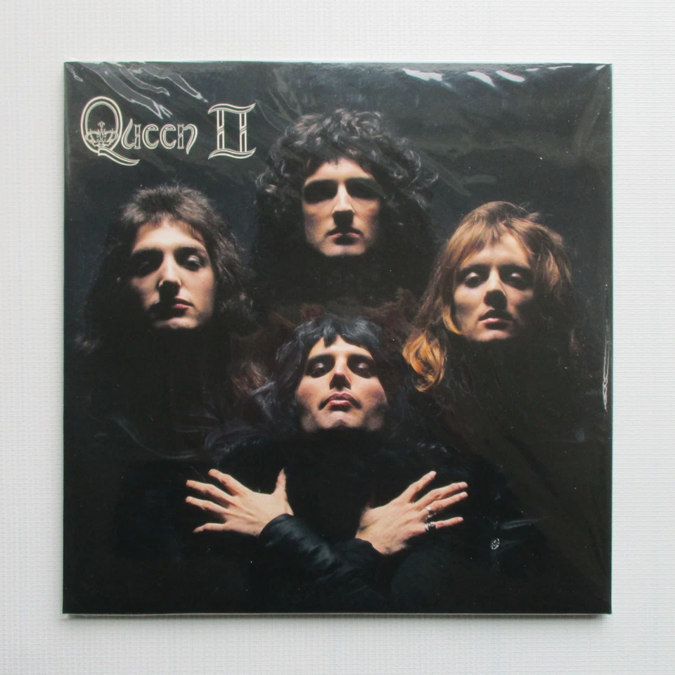 Queen II Black & White Coloured (2 x LP) Double Vinyl 2015 Album (Near Mint) - Image 2 of 4