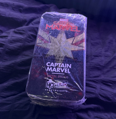 Eaglemoss Hero Collector Heavyweights Captain Marvel Metal Statue Numbered