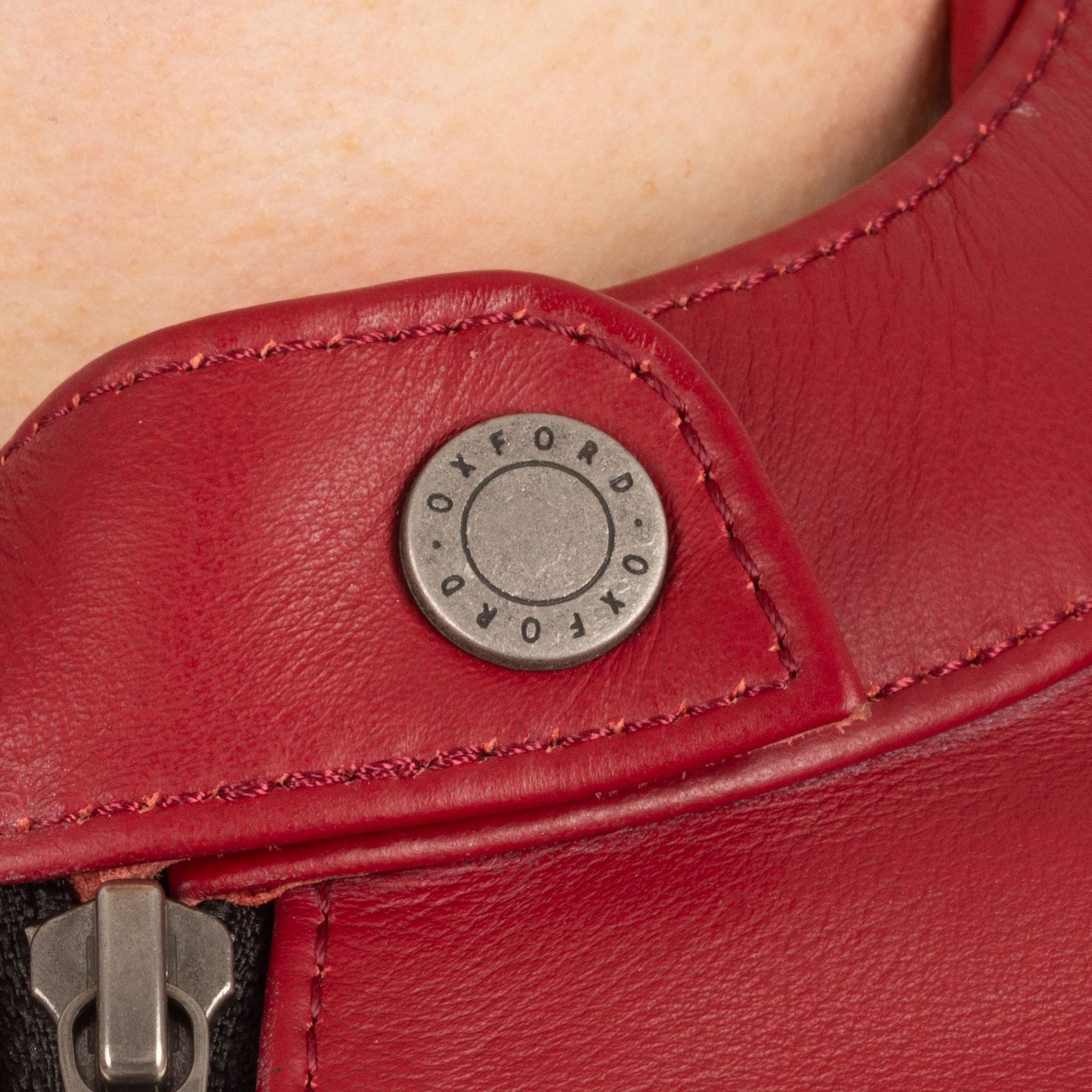 Red, photo 7 of 7
