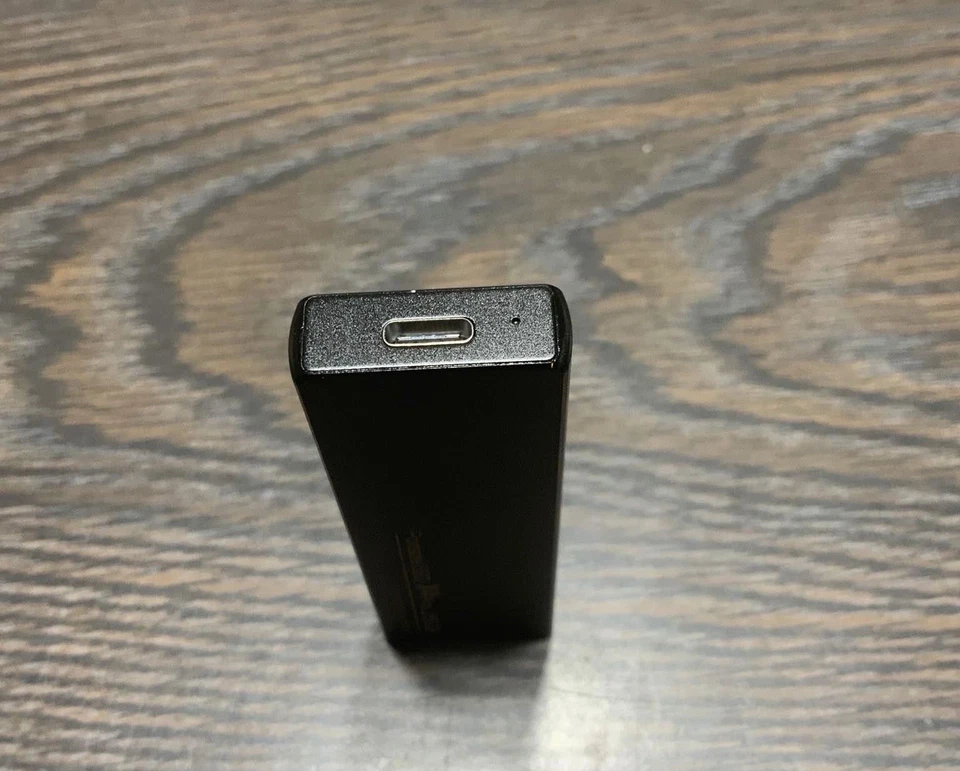 JUANWE Portable SSD 250GB X4 Read/Write Pro USB-C 4K Video External Hard Drive - Image 2 of 4