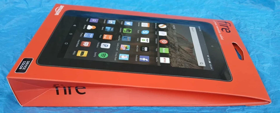 Fire Tablet with Alexa, 7" Display, 8 GB, Black (Previous Generation -5th) - New - Image 4 of 4