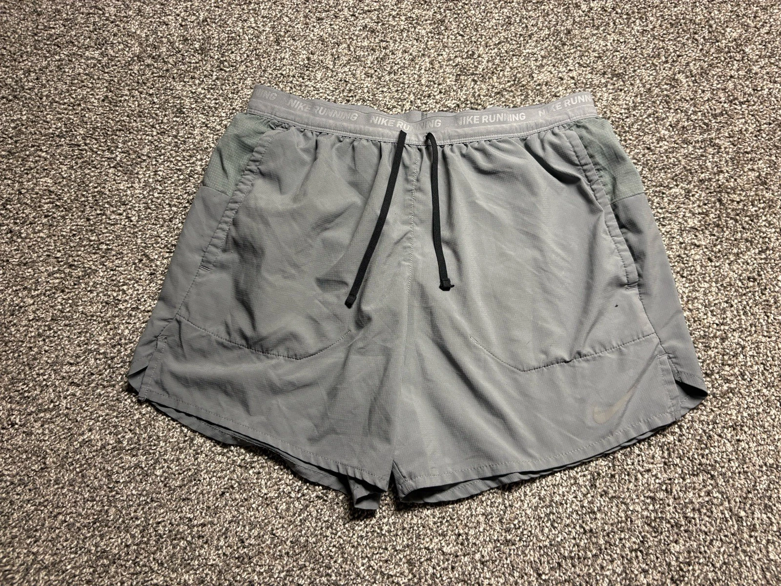 Nike Shorts Lined Running Mens Medium Gray DM4755