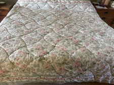 Laura Ashley Cottage Rose Full/Queen Reversible Comforter 88  X93  Pink Green
