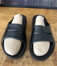 OOFOS OOAHH Sandals Mens Sz 10 Black Slip On Slide Slides
