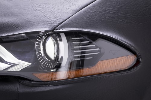 Covercraft LeBra Custom Front End Cover for 1998-2000 Ford Contour - Picture 9 of 10