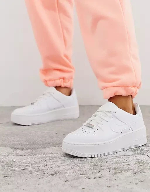 Nike Air Force 1 Sage Low Sneakers White Leather 8.5 $100