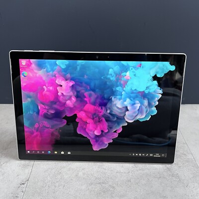 Microsoft Surface Pro 5 Silver 12.3” Intel Core I5 8GB Ram 256GB