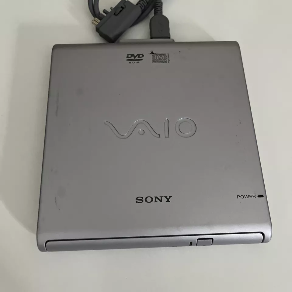 Sony VAIO CD-RW/DVD Drive External FireWire PCGA-CRW01 - Image 3 of 4