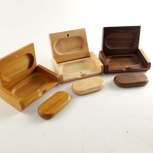 Wooden USB Memory Stick with Wood Gift Box, 32GB USB 3.0 *Keep Memories Safe* - Picture 2 of 14