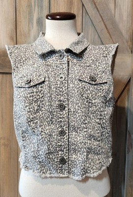 Wall Flower Animal Denim Trucker Vest Womens Sz L Cheetah Fray Raw Edge Button