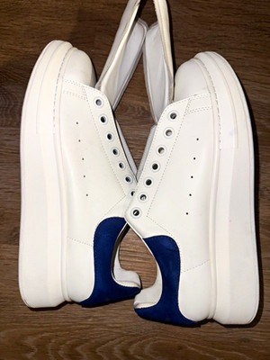 Alexander McQueen Oversized Sneaker White/Blue Low Top Lace-Up Men s E Width