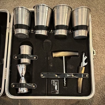 The Portable Pub by London Air Limited. ￼