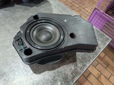 Audi Q7 4L Lautsprecher Tieftonlautsprecher Bang Olufsen hinten links 4L0035415D