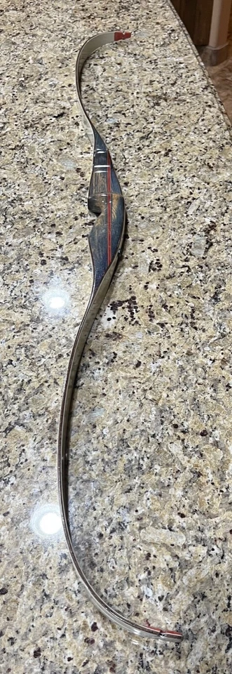 Bear Super Grizzly Recurve Vintage LH, 58”, 45 Lbs. Quase perfeito - Imagem 2 de 4
