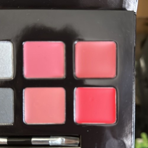 Neu ohne Etikett Blume Beauty Augen- und Lippenpalette - Bild 2 von 3