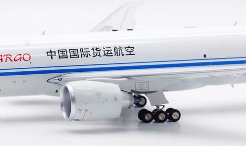 Aviación 1:200 AIR CHINA CARGO Boeing B777-200 avión diecast modelo B-2098 - Imagen 11 de 16