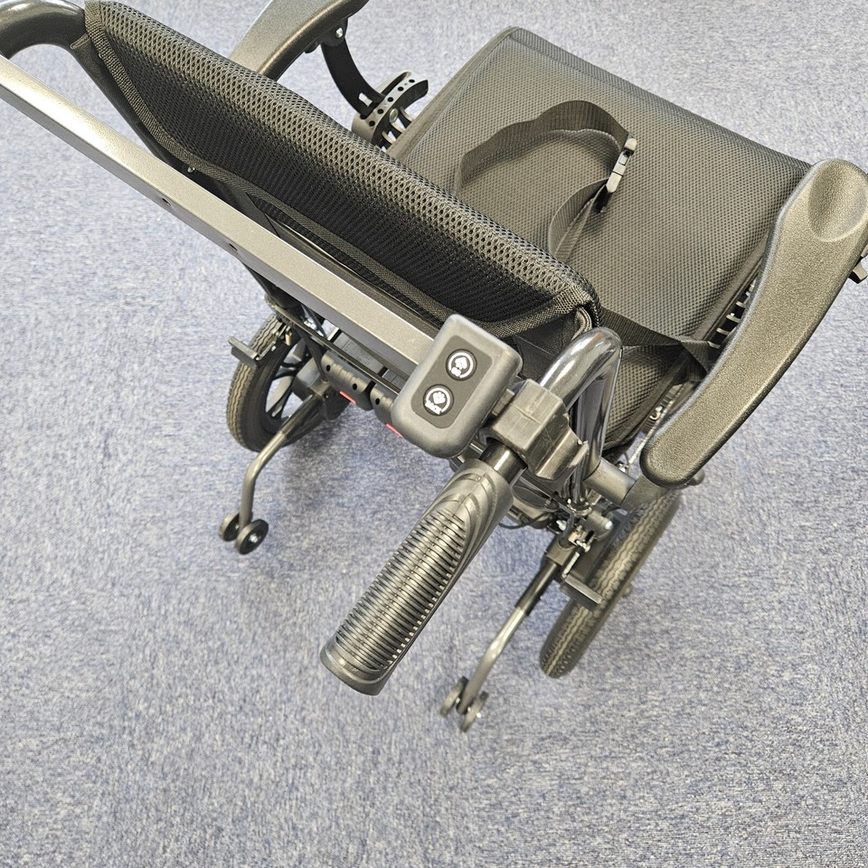 Fold Out Controls EZI Fold Traveller Powerchair Electric Wheelchair 15kg dual attendant ...
