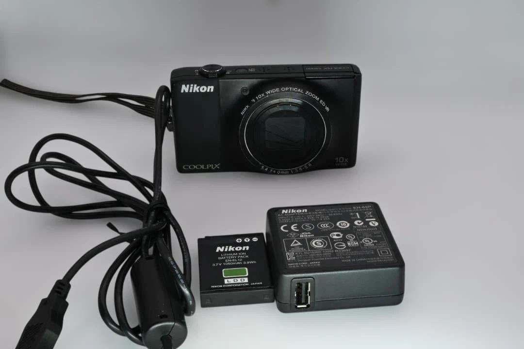 【動作品】Nikon COOLPIX S800BK コンパクトデジタルカメラ Nikon S800 Digital Cameras for Sale | Shop New & Used Digital