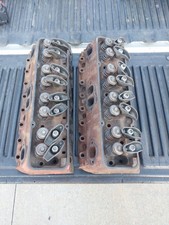 Oem Chevy 3890462 Cylinder Heads 462 Camel Hump H 2 1966 1.94 1.50 283 327 350