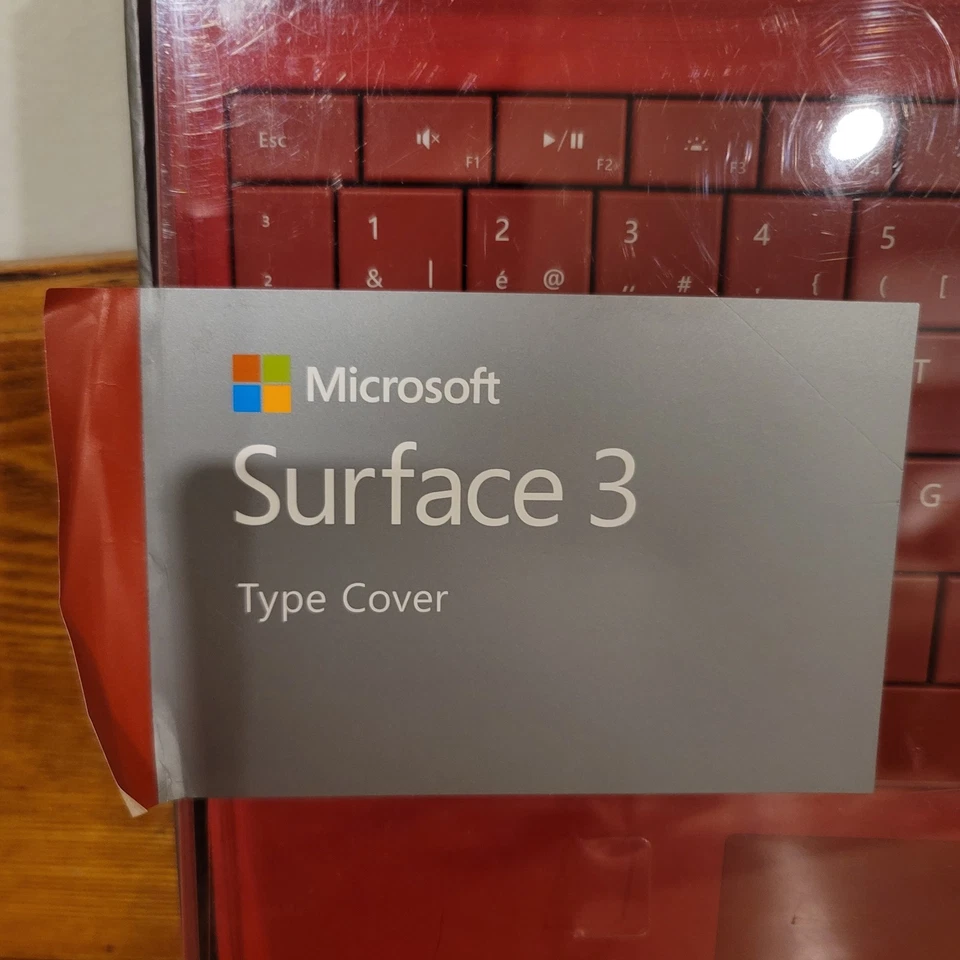 Genuine Microsoft Surface Pro Type Cover Keyboard for Surface Pro 7/6/5/4/3 Red - Image 2 of 4