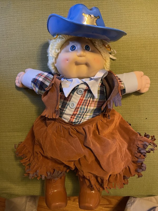 VINTAGE 1985 CABBAGE PATCH KID COWGIRL BLOND HAIR  BLUE EYES Doll