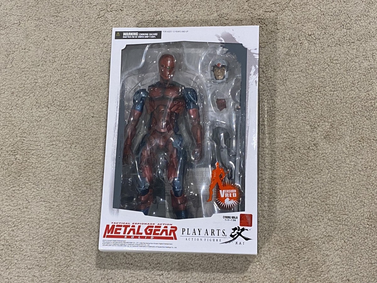 Play Arts Kai 25th Anniv. Metal Gear Solid Cyborg Ninja Gray Fox