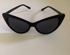 Vintage Sunglasses Women  s Cat Eye 1960s-1970s