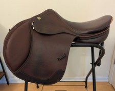 18" Prestige Nona Garson jump saddle, 33 (medium) tree