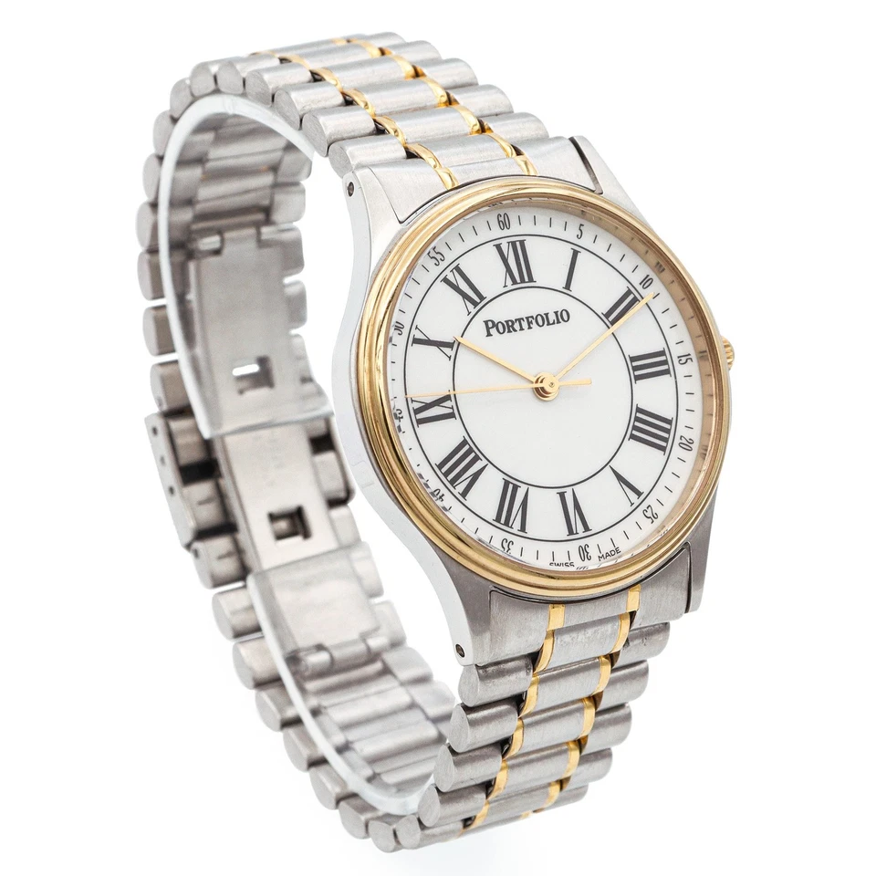Portfolio by Tiffany & Co. Reloj de cuarzo de acero inoxidable bicolor para hombre Foto 3 de 4