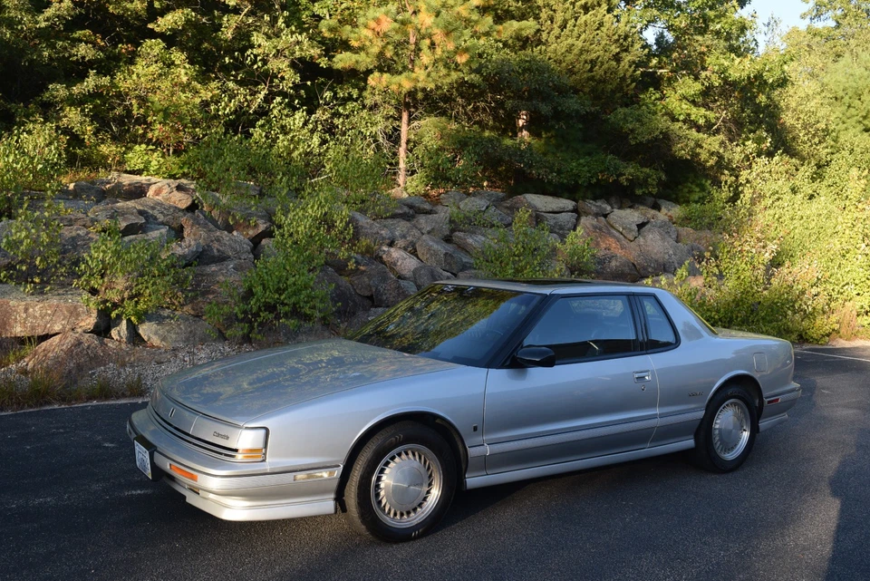 1991 Oldsmobile Toronado Trofeo - Image 3 of 4