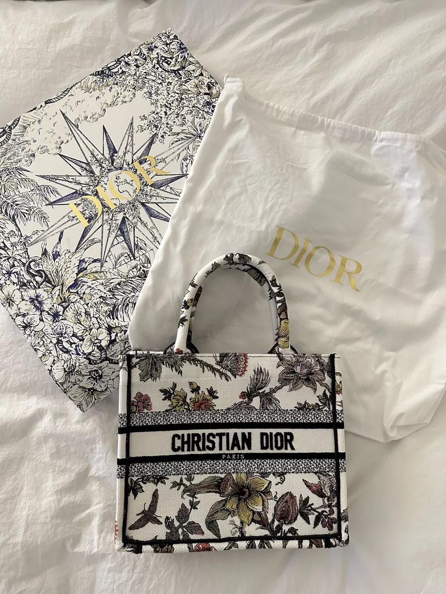 CHRISTIAN DIOR BOOK TOTE LIMITED EDITION, EMBROIDERED COTTON Bag Large  Size, New