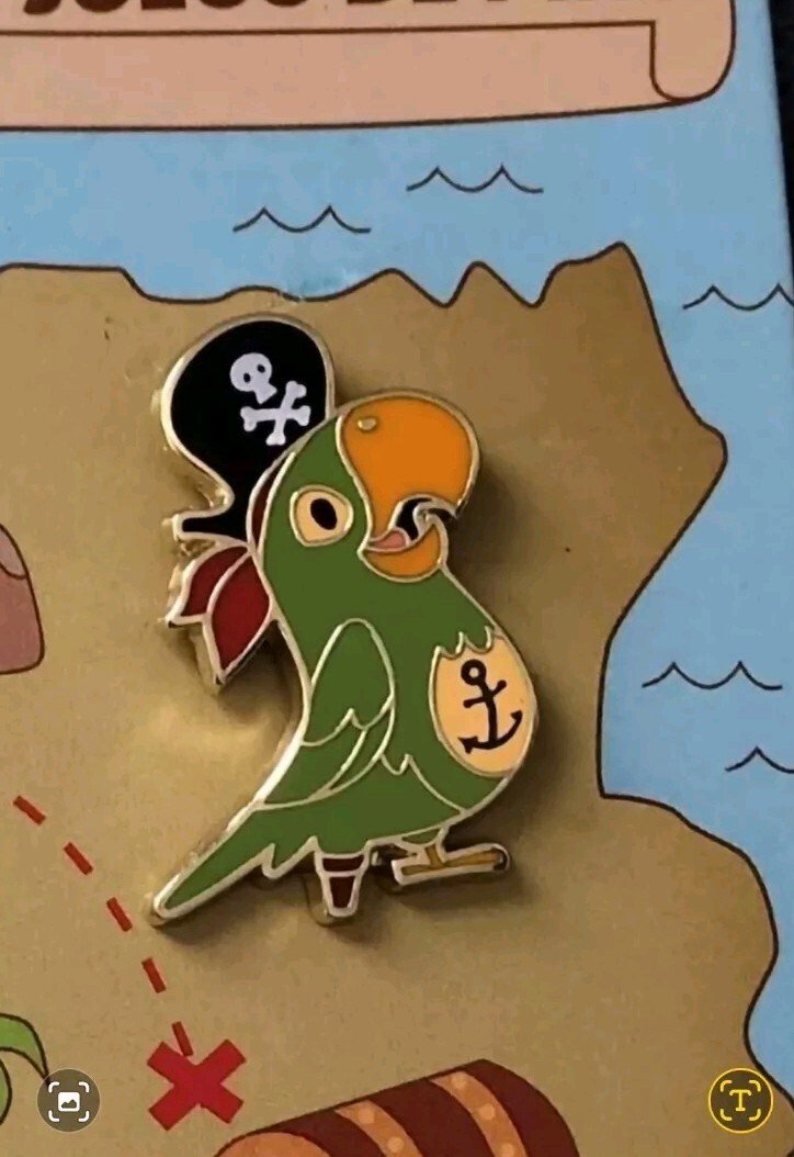 Disney Parks Pirates oF The Caribbean 5 Pin Set - NEW ON CARD