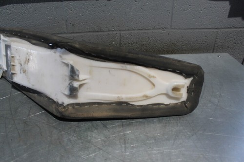 2007 KAWASAKI KX250F KX 250 F SEAT SADDLE BASE #5466 - Picture 4 of 5