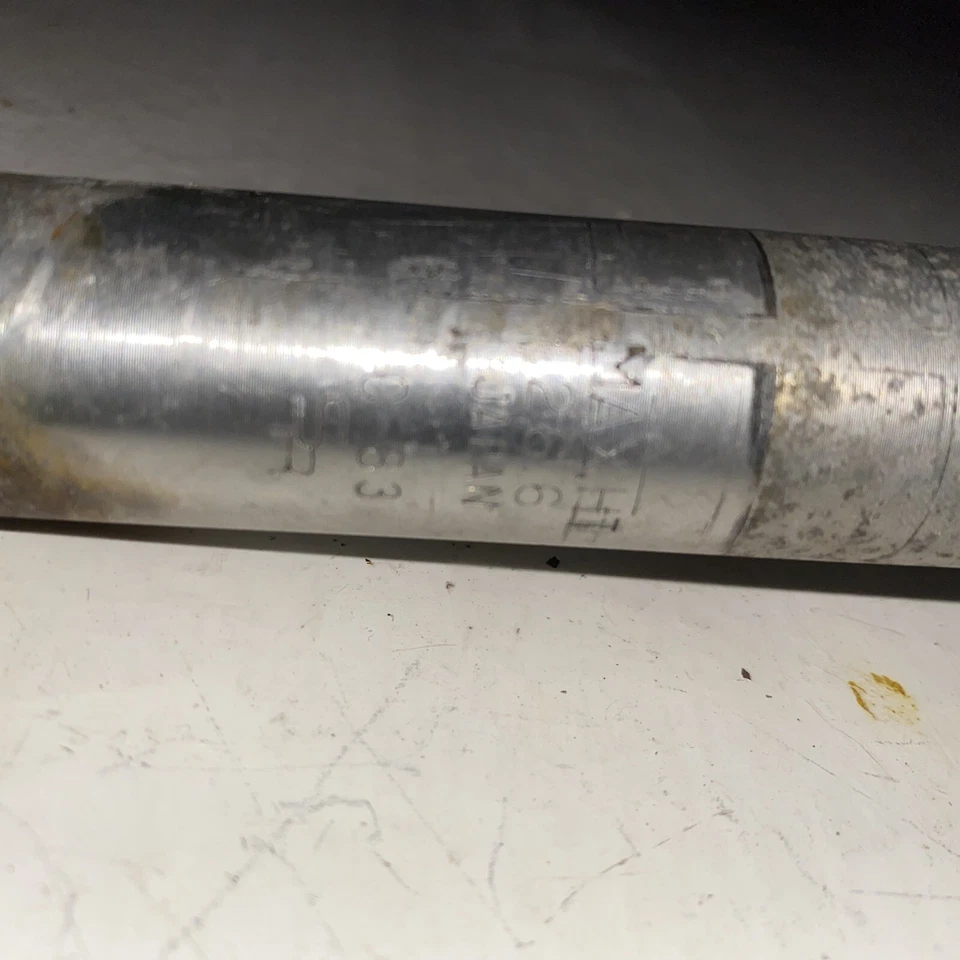 Tija de sillín de bicicleta SR 1983 de colección 26,6 x 170 mm aleación plateada con abrazadera de asiento Foto 3 de 4