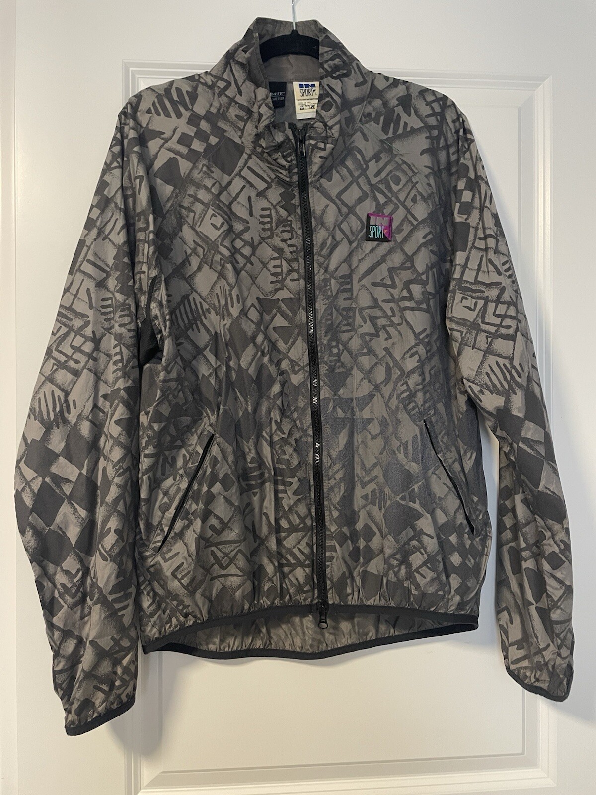 IllumiNite Reflective Cycling Running Jacket Mens L Grey Windbreaker Funky zip