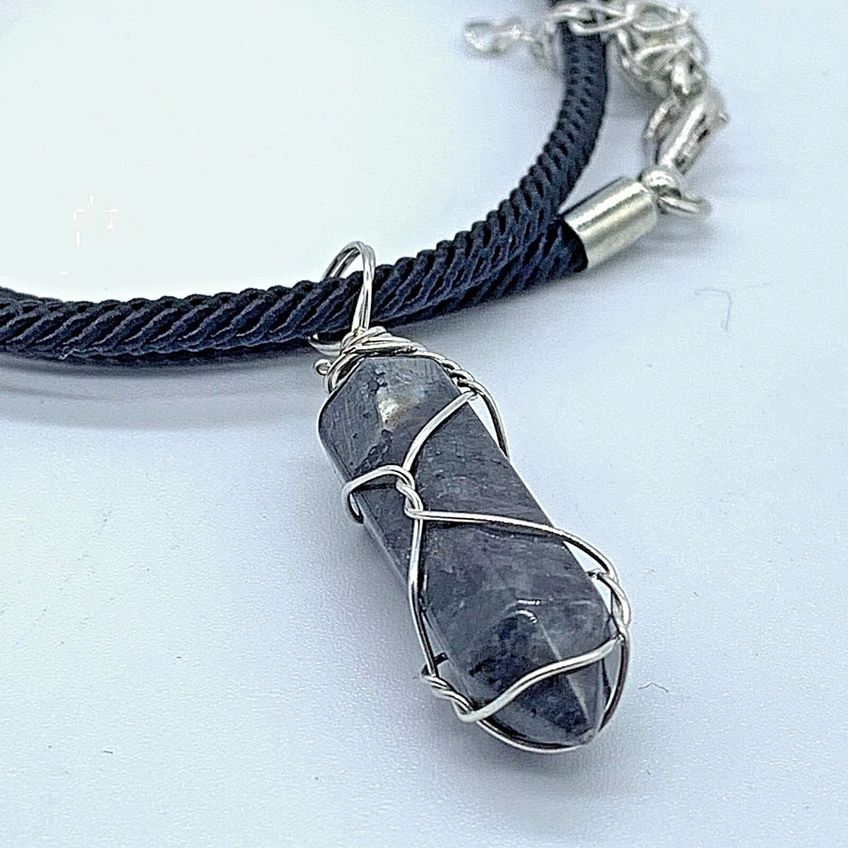 Black agate on sale crystal necklace