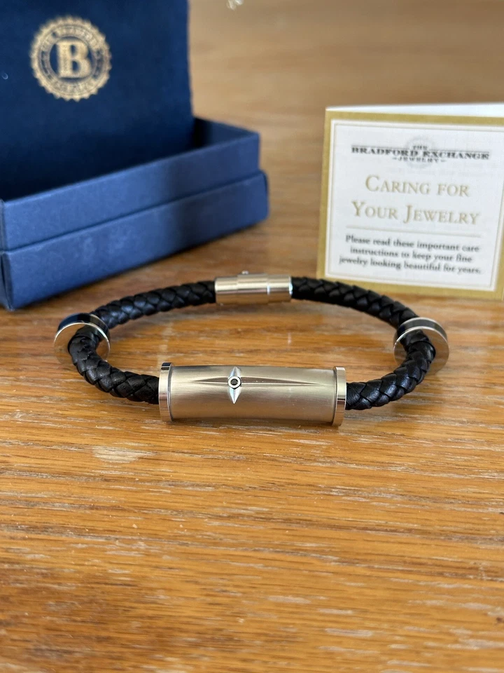 Pulsera Bradford Exchange para un hijo, cruz de protección y fuerza Foto 2 de 4
