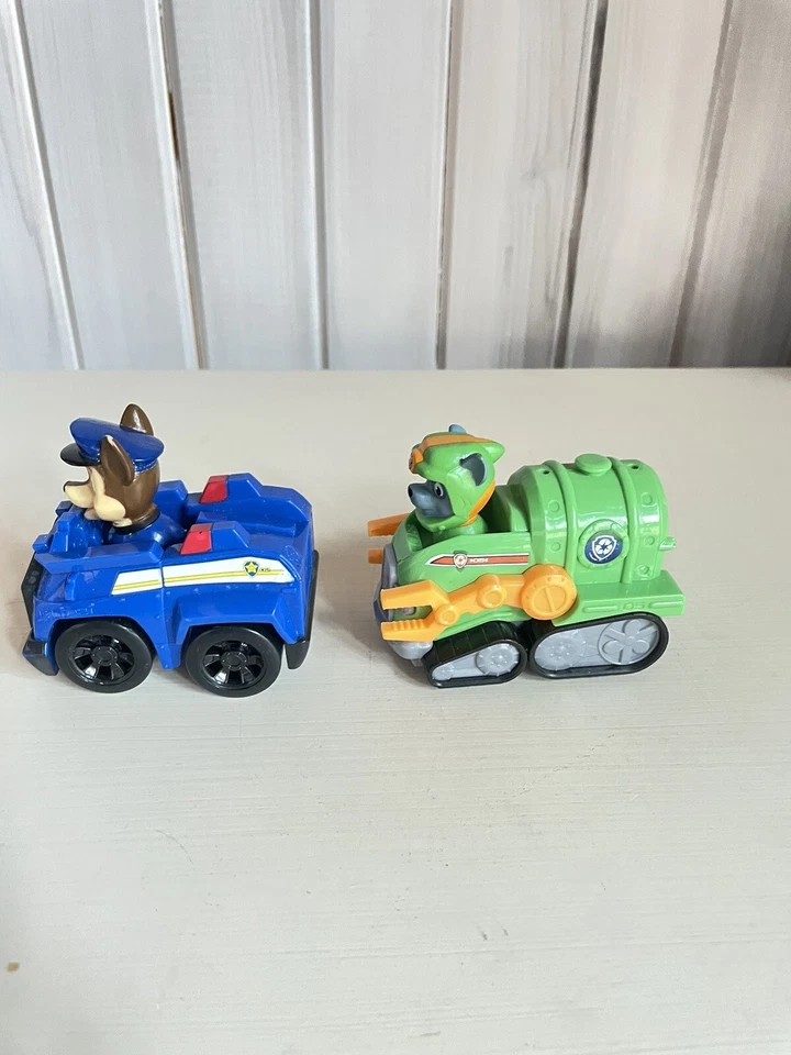 Paw Patrol Rescue Racer Bulldozer Recycle Chase Cruiser Sea Patrol Skye lot of 4 - Image 2 of 4