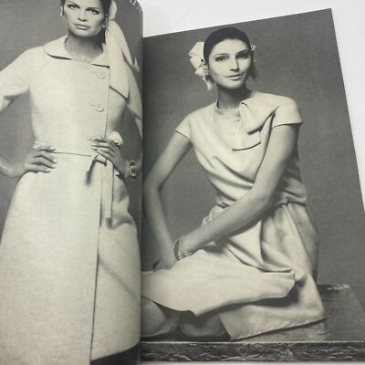 女性情報誌 Vogue Magazine April 15 1967 Twiggy 女性情報誌 Vogue Magazine April 15 1967 Twiggy VTG Vogue