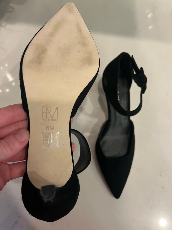 Pelle Moda black heels size 6 suede buckle - Image 3 of 3