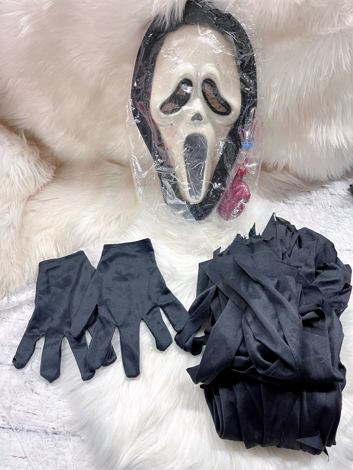 Fun World Ghost Face Bleeding Mask Halloween Cost… - image 3