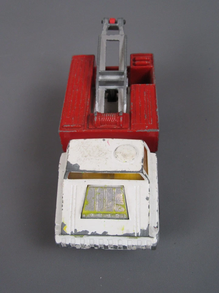 D736 Vintage 1975 Matchbox K-14 UK Recovery Vehicle Tow Truck White Battlekings - Image 4 of 4