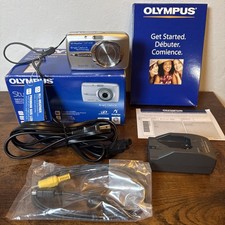 Olympus Stylus 600 Digital 6.0MP 5x Zoom Camera Silver W/ Acc Tested CIB