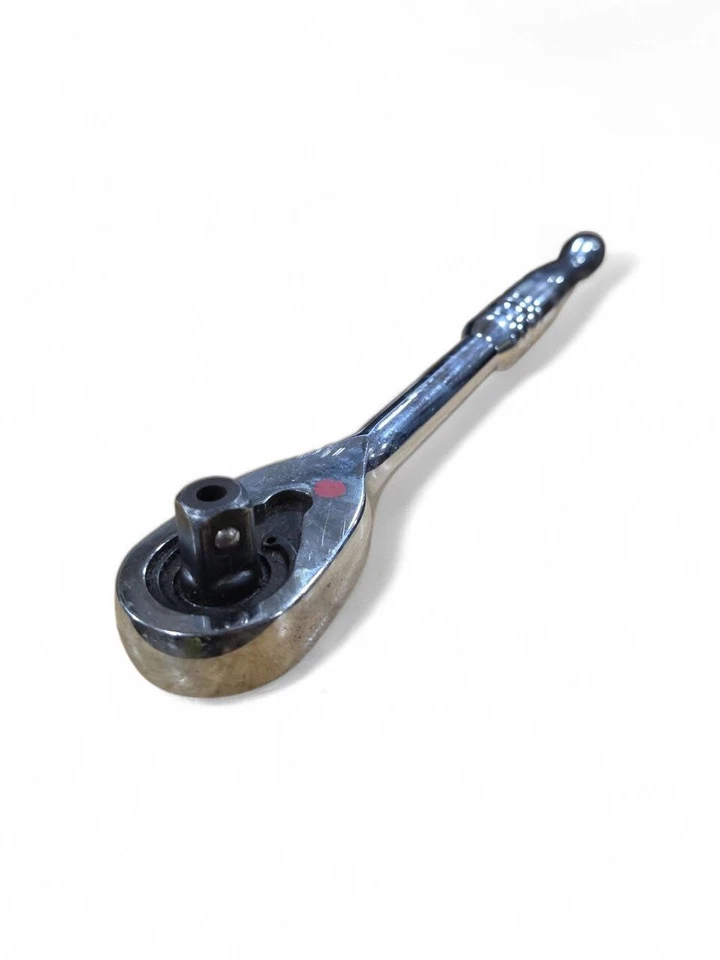 Husky 1/2” Full Polish Ratchet 107423 ( BARELY USED) - Image 4 of 4