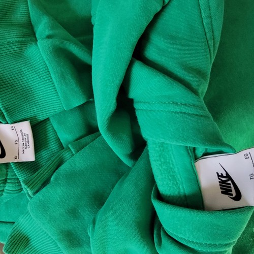 Nike Kids Sweatsuit Set, Kelly Green, XL, Great Condition - Picture 5 of 5