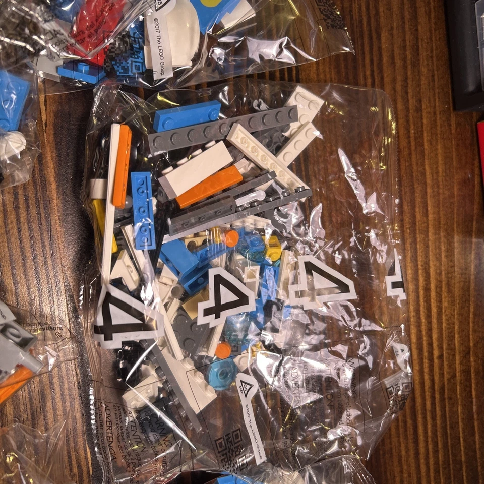 LEGO 17101 BOOST New Replacement Bag Lot #2-11 Sealed - From Retired Set - Image 4 of 4